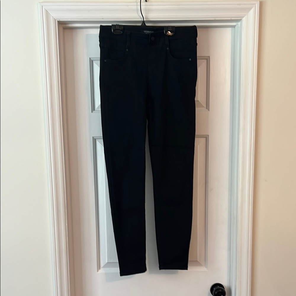 Liverpool Black Pull-On Denim Pants size 6/28 ankle